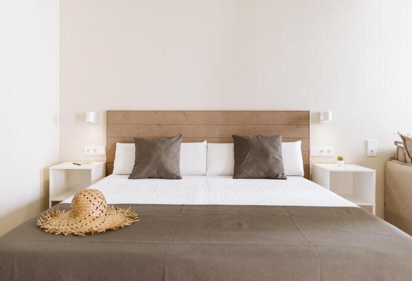 غرفة كلاسيكية رباعية, Lindala Natural