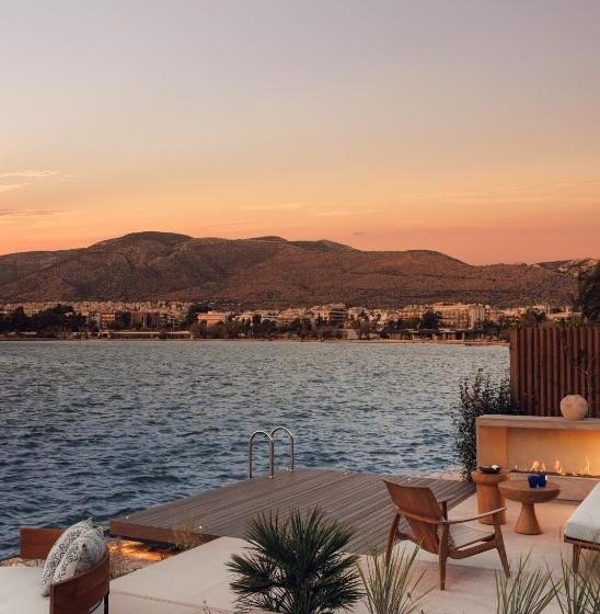 بنجلو قياسى مطل على البحر, One&only Aesthesis, Athens