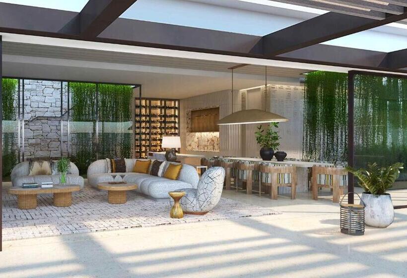 ‫فيلا غرفة نوم واحدة, One&only Aesthesis, Athens