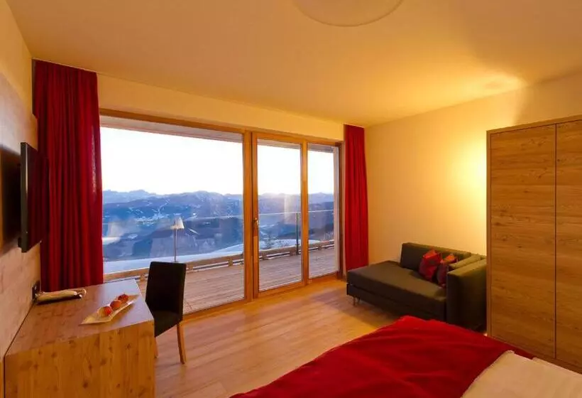 اتاق استاندارد با چشم‌انداز کوهستان, Alpinhotel Pacheiner