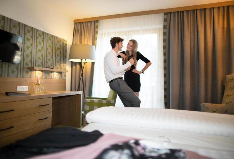 Люкс с Балконом, Berghotel Der Königsleitner   Adults Only