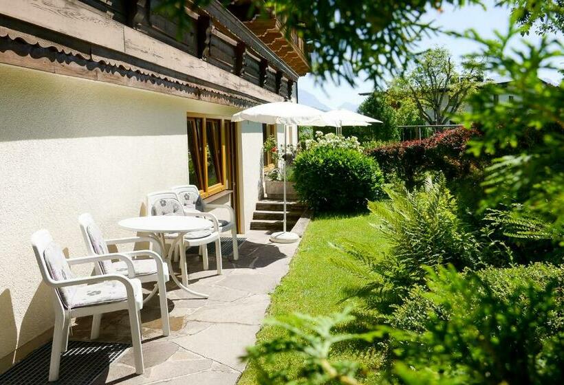 Апартаменты 2 Спальни, Ferienhotel Elvira