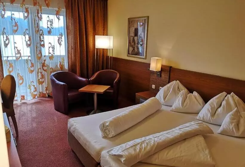 2 Bedrooms Apartment Lake View, Attersee