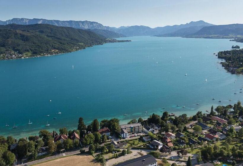 2 Bedrooms Apartment Lake View, Attersee
