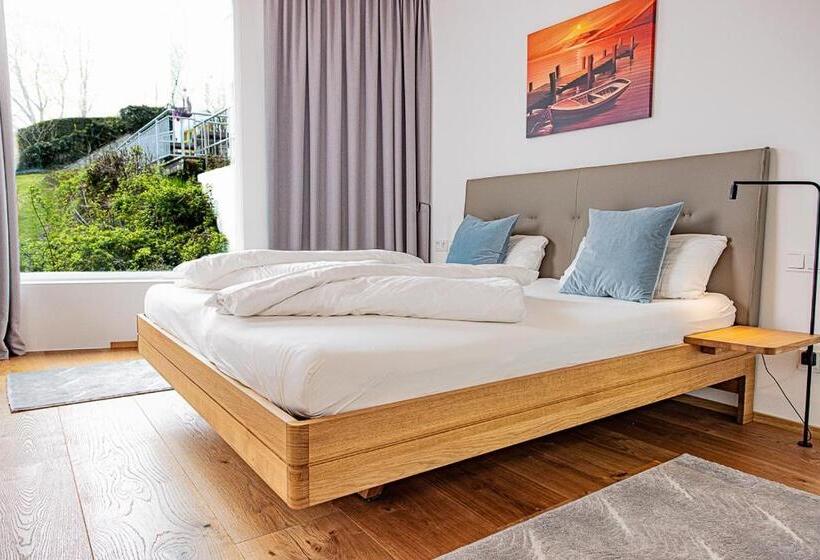 1 Bedroom Apartment Lake View, Attersee