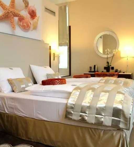 スイート, Boutique Hotel Adria