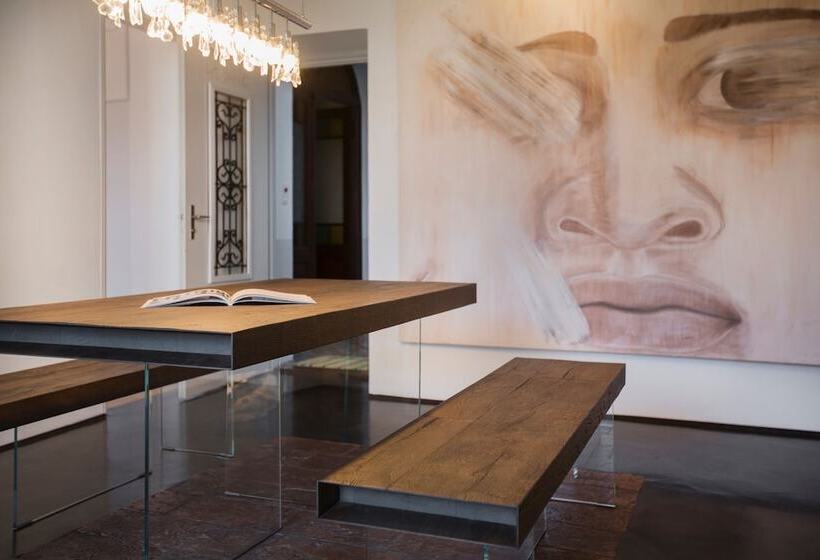 سوییت, Caffè Dell Arte Boutique Rooms Locarno