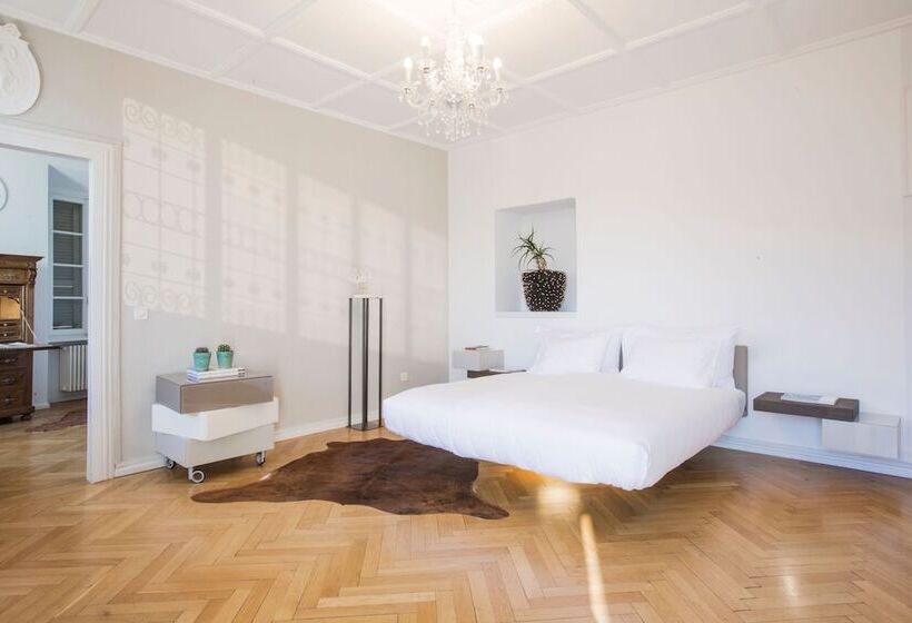 سوییت, Caffè Dell Arte Boutique Rooms Locarno
