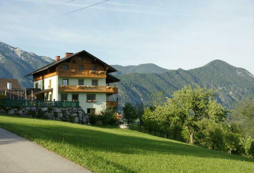 Номер Стандарт, Familienbauernhof Christa