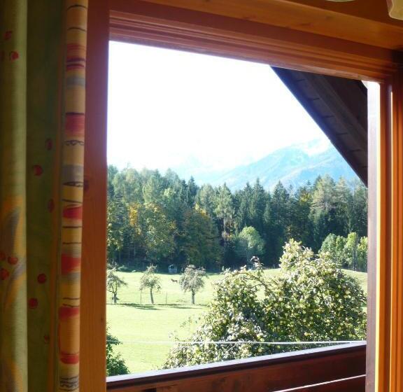 Студия Стандарт, Ferienhof Grossgrub