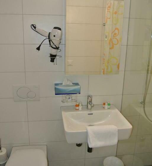 غرفة قياسية فردية, Garni Bären Bazenheid