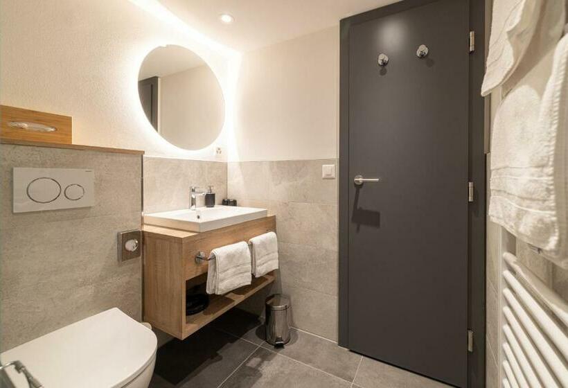 חדר סטנדרט, Hohe Promenade