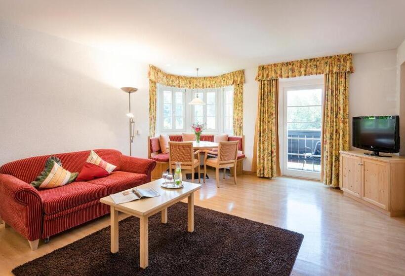 Family flat with balcony, Inntaler Hof