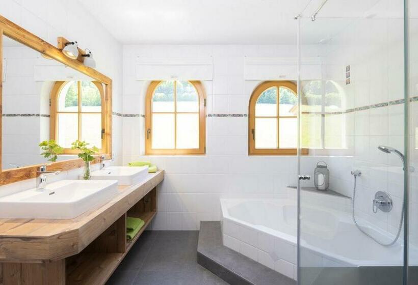 1间卧室的房子, Oberhaslachhof