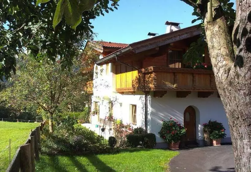 １ベッドルームハウス, Oberhaslachhof