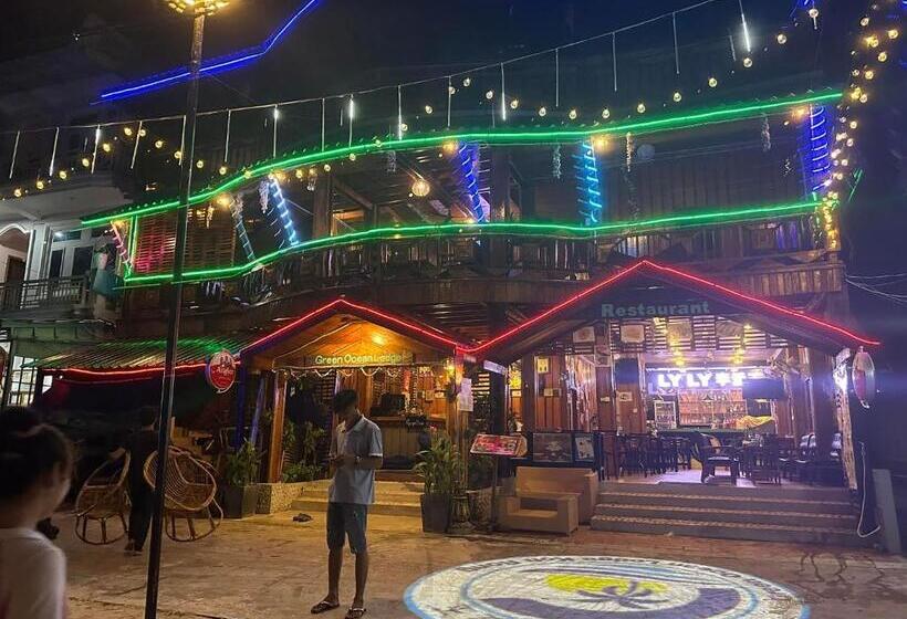 带大床的标准间, Secret Koh Rong