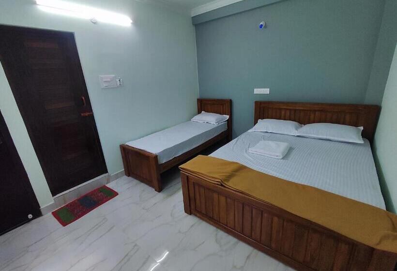 带大床的标准间, Sri Aksha Residency
