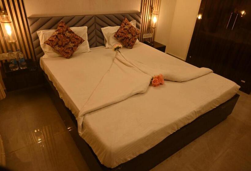 行政套房, Sun Green