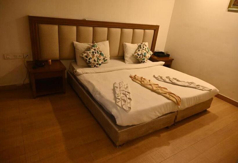 豪华房间, Sun Green