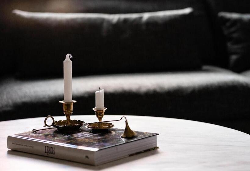 Люкс Deluxe 2 Спальни, Maison Place Royale By Luxury In Transit