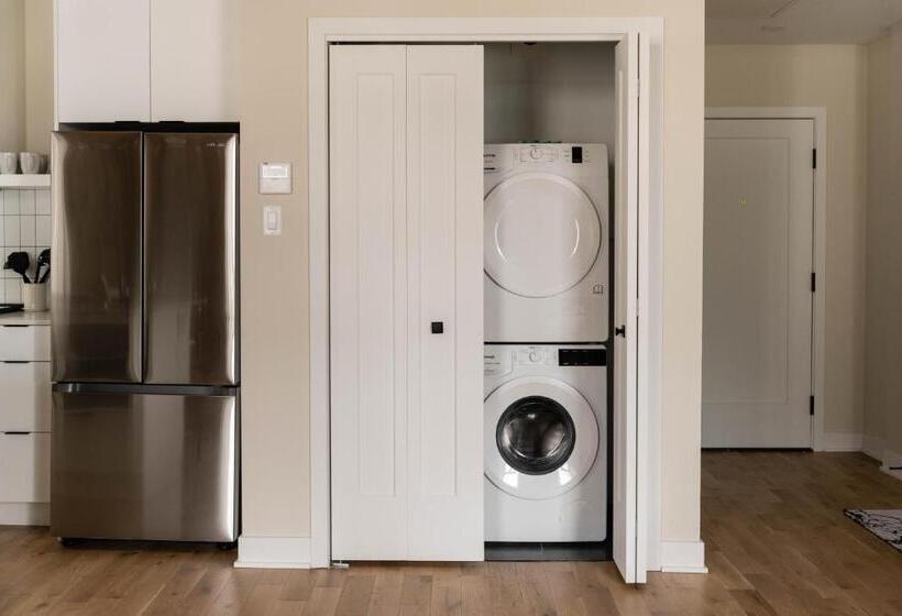 Люкс Deluxe 2 Спальни, Maison Place Royale By Luxury In Transit