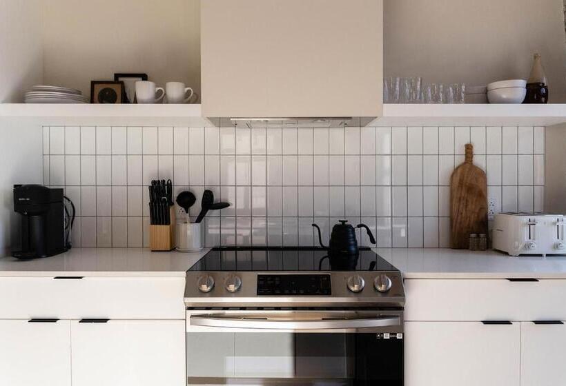 Люкс 2 Спальни, Maison Place Royale By Luxury In Transit