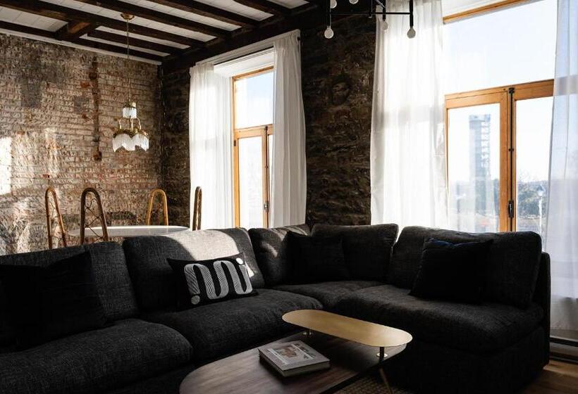 Люкс, Maison Place Royale By Luxury In Transit