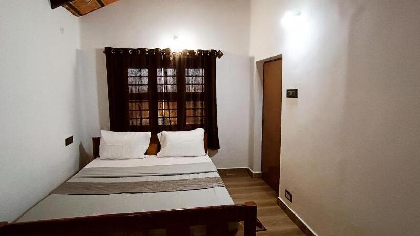 חדר סטנדרט, Coorg Kairav Homestay