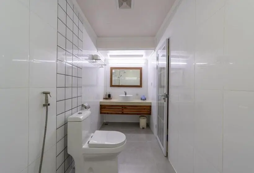 اتاق لوکس, Kamadhoo Inn