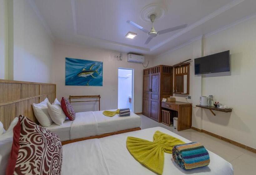 اتاق لوکس, Kamadhoo Inn