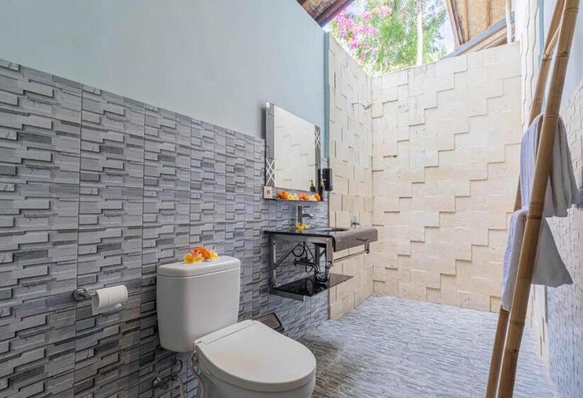 חדר דלוקס, Ume Sari Nusa