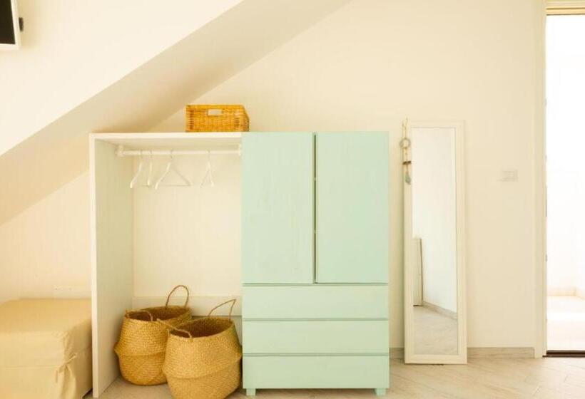 חדר סטנדרט לארבעה נוף לים, Finisterrae Rooms And Suites