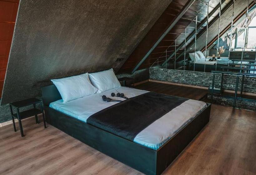 بنجلو ديلوكس, Woodlife Bungalov