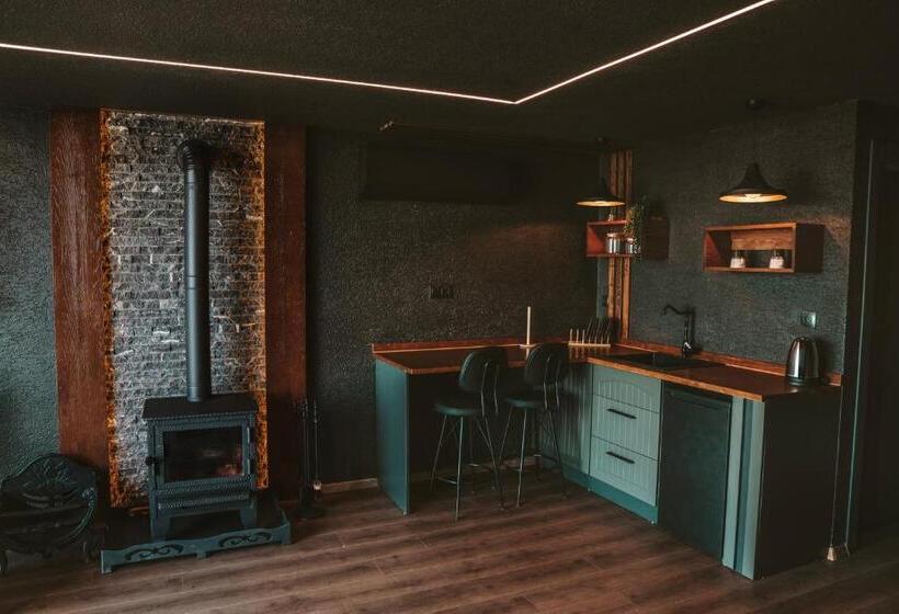 بانگلوی لوکس, Woodlife Bungalov