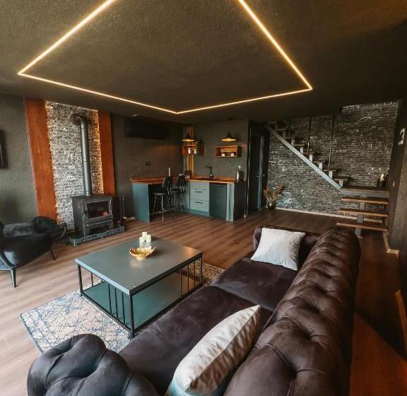 بنجلو ديلوكس, Woodlife Bungalov