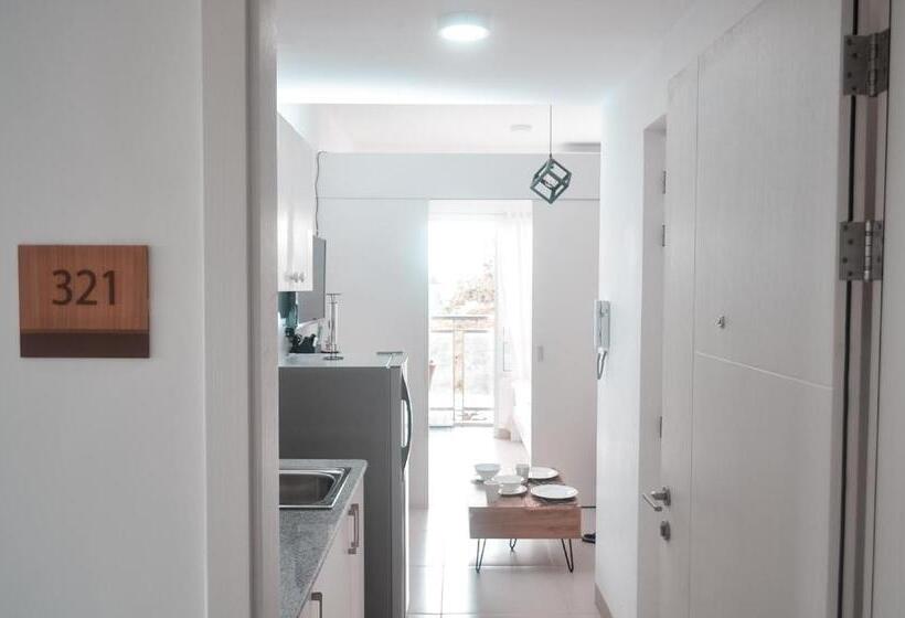 استودیو استاندارد با بالکن, Coolspace @ Smdc Wind Residence Budget, Wifi, Netflix