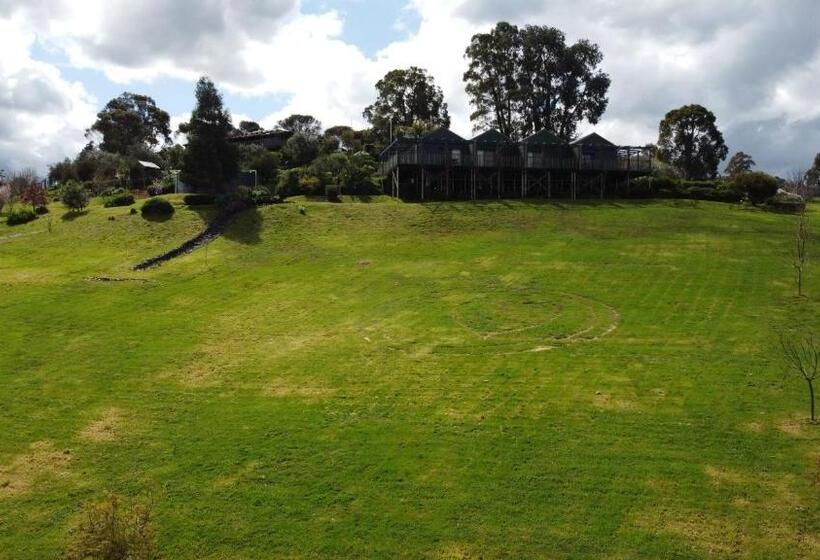 带阳台标准四人间, Elysian Bridgetown