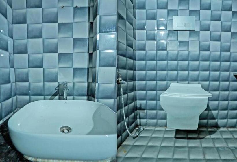 Triple Classic Room, Oyo Ss Palace