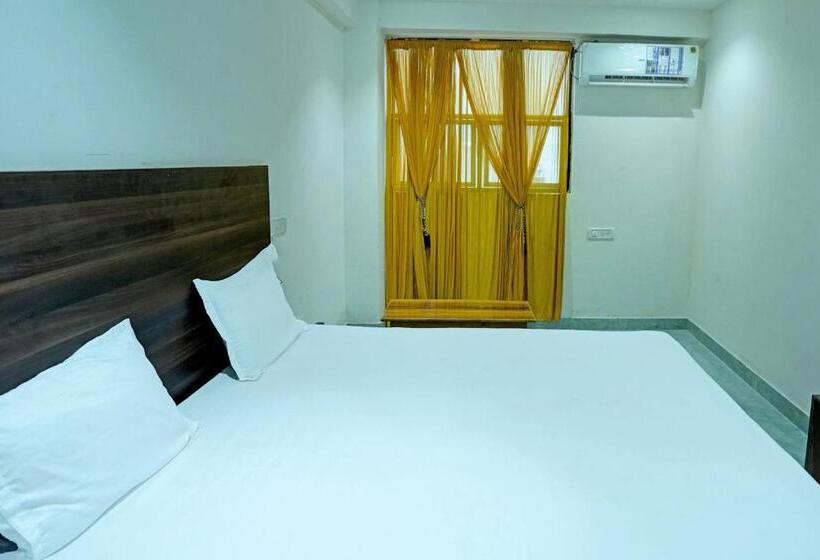 Triple Classic Room, Oyo Ss Palace