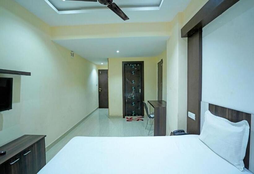 Triple Classic Room, Oyo Ss Palace