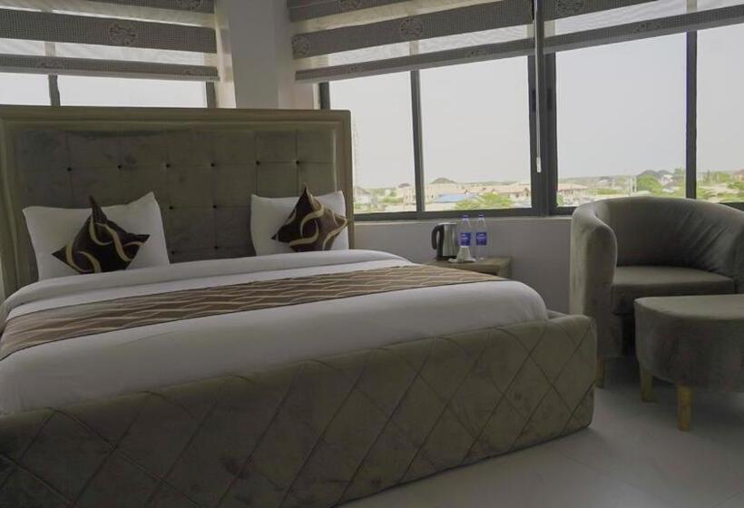 سوییت, Paradise By Atican Beach