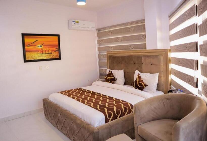 سوییت, Paradise By Atican Beach