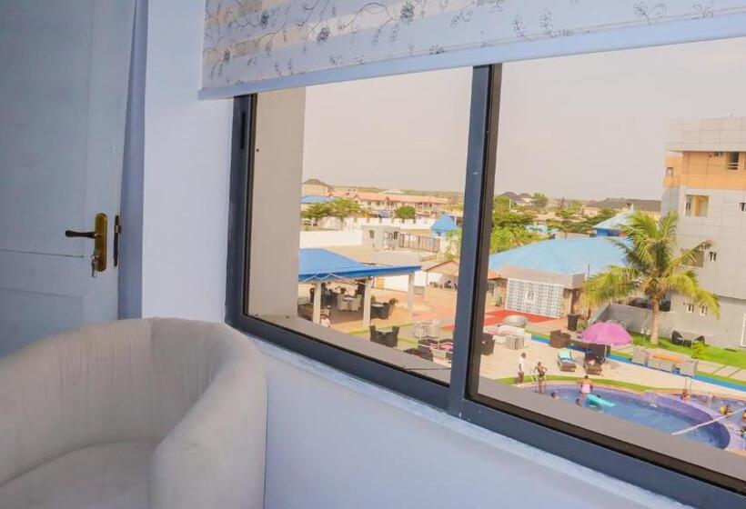 اتاق استاندارد با چشمانداز استخر, Paradise By Atican Beach