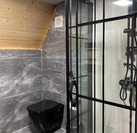 Трехместный Номер Deluxe, Pathika Bungalov
