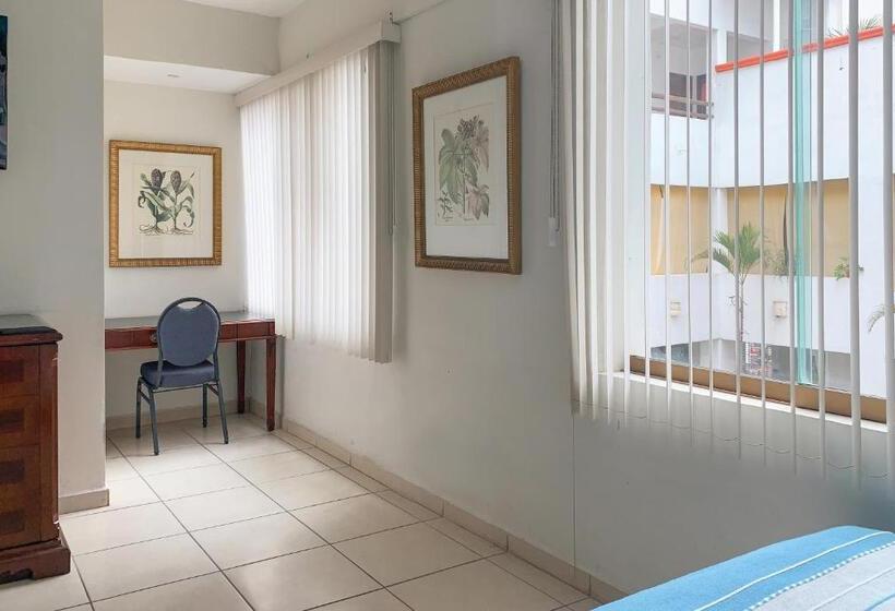 غرفة قياسية, Pueblito Vallarta