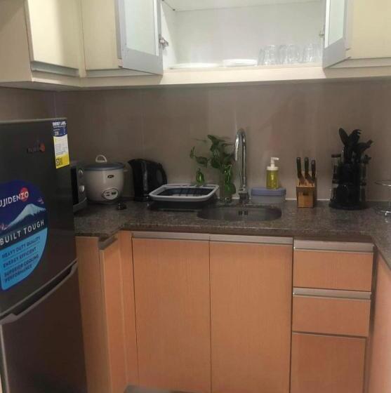 Студио Стандарт с Балконом, Naia Megaworld Condo Balay 81
