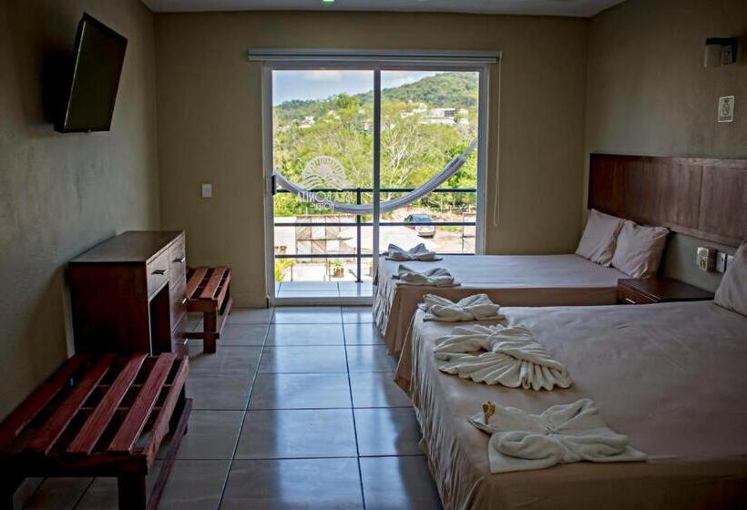 غرفة ديلوكس ثلاثية, Isla Bonita