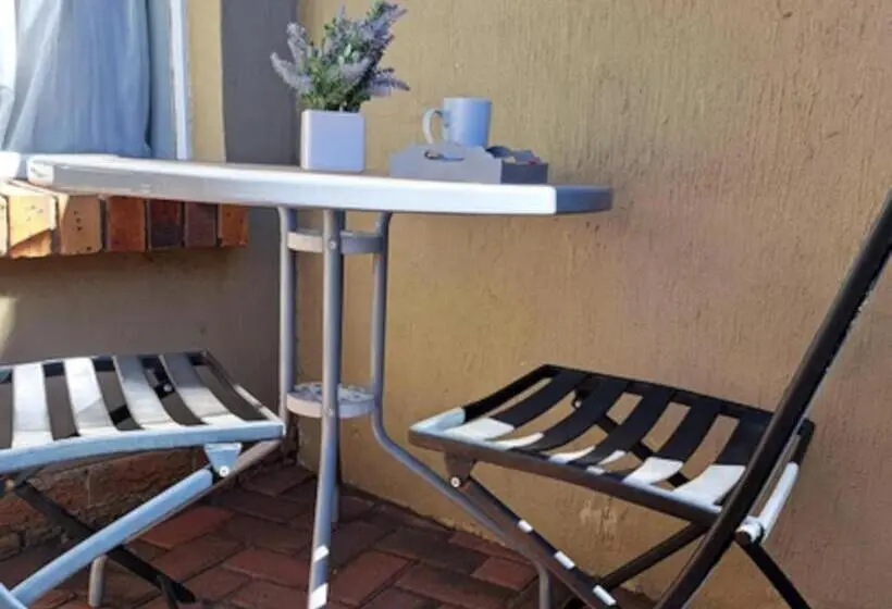 スタンダードルーム, Stay At 12 Guesthouse And Selfcatering