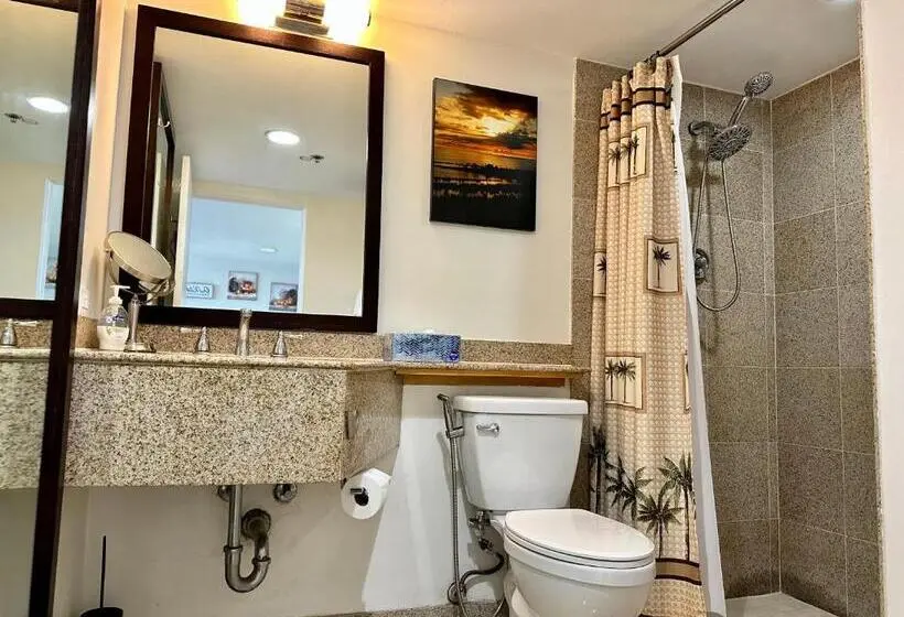海の見える1ベッドルームアパートメント, Waikiki Beach Experience! Luxury Oceanview Suite!