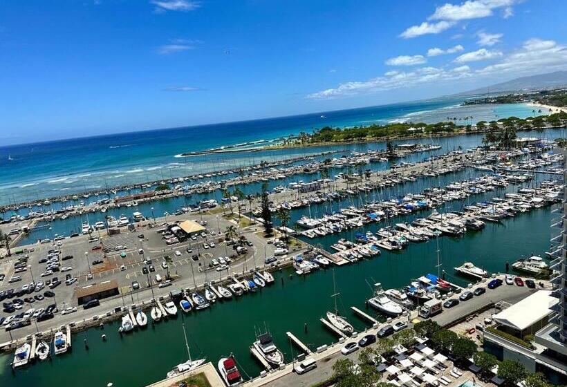 דירת חדר נוף לים, Waikiki Beach Experience! Luxury Oceanview Suite!